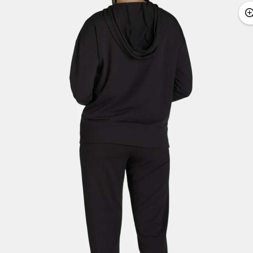 Jogger Set - Picture 3 of 5